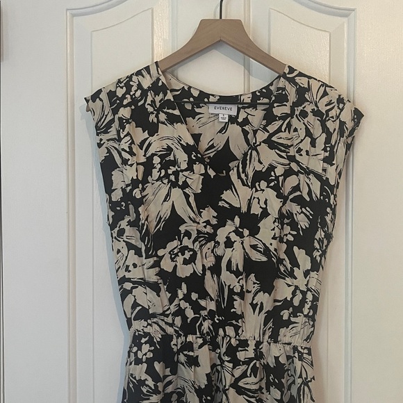 Evereve | Winona  Floral Midi V-Neck Black & White Silky Dress Size Small - Picture 3 of 11